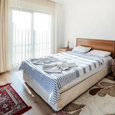 Apartment Charming House With Private Pool And View Surrounded By Nature In *